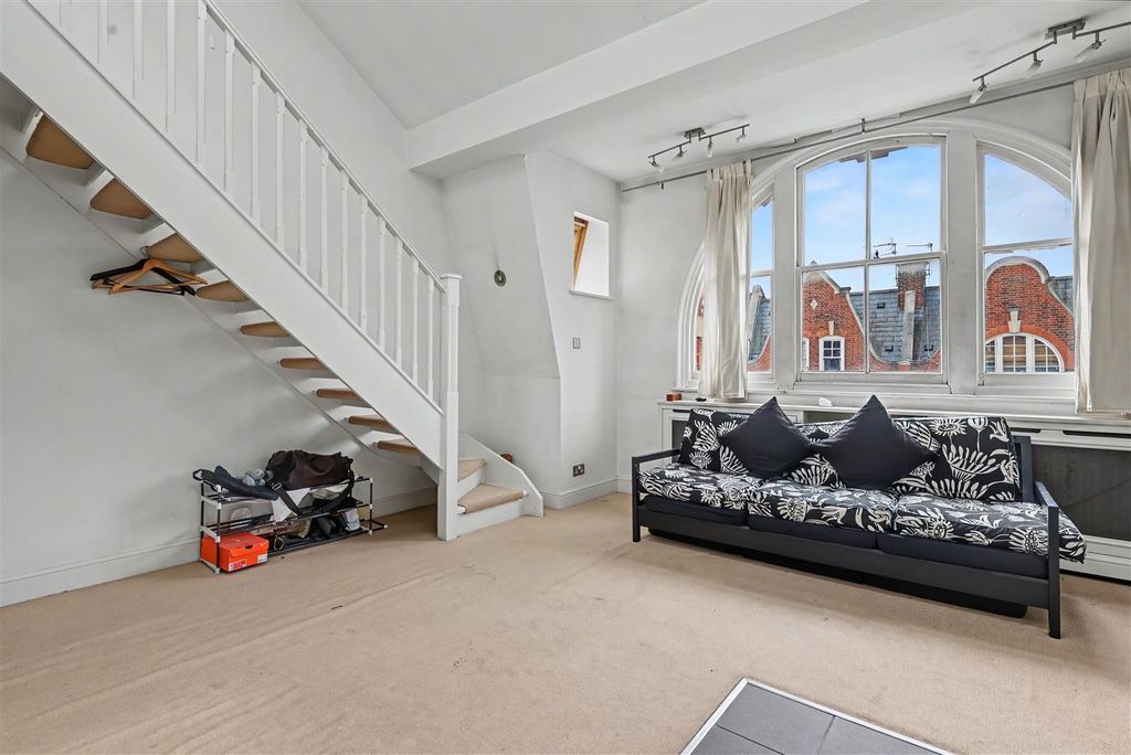 Property photo 2 of 15 2