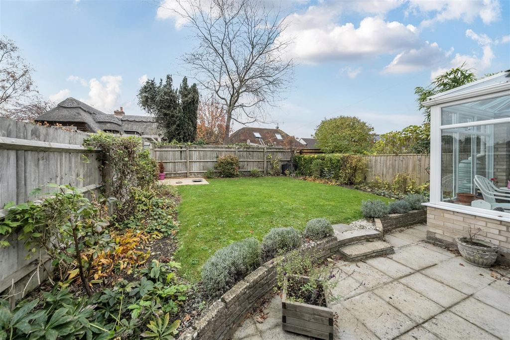 Property photo 3 of 26 1374188-4-690Cbe6c8202A.Jpg