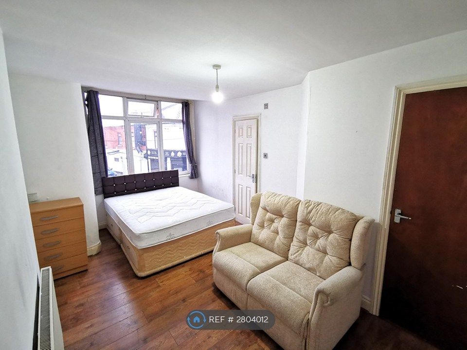 Property photo 2 of 6