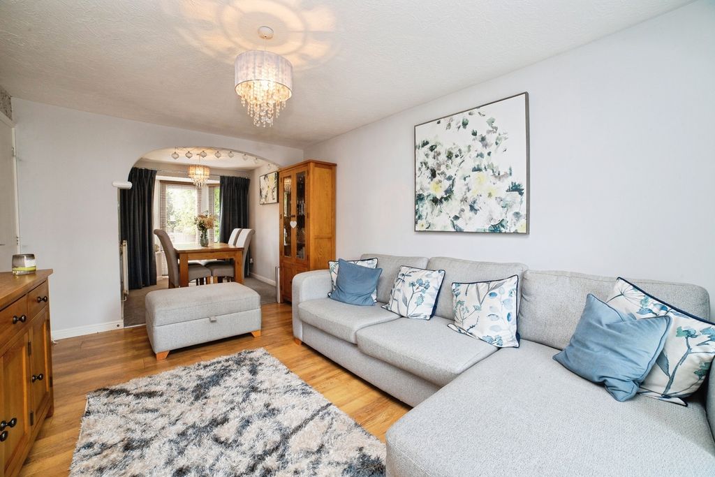 Property photo 2 of 22 Pbox-Img.Jpg
