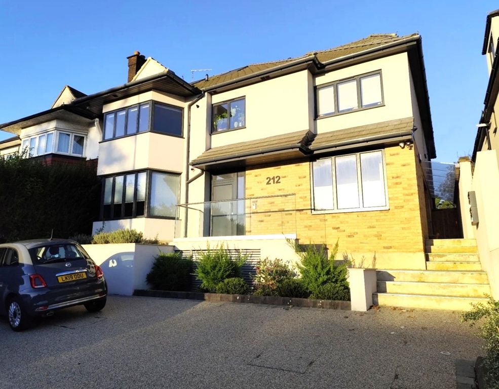 Property photo 1 of 5