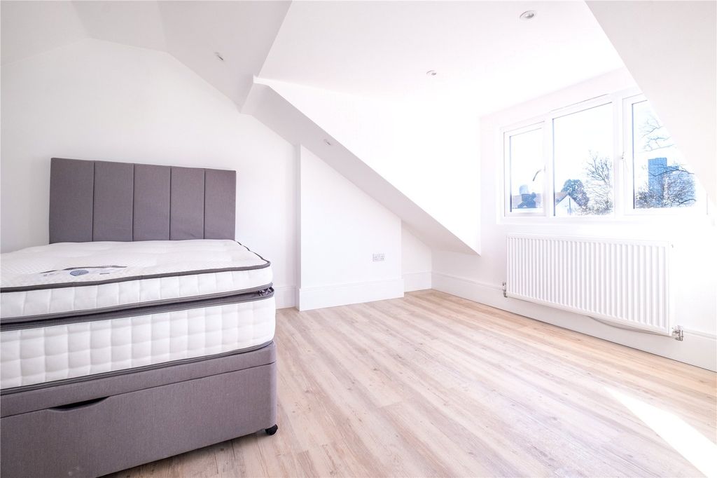 Property photo 1 of 18 Picture No. 03