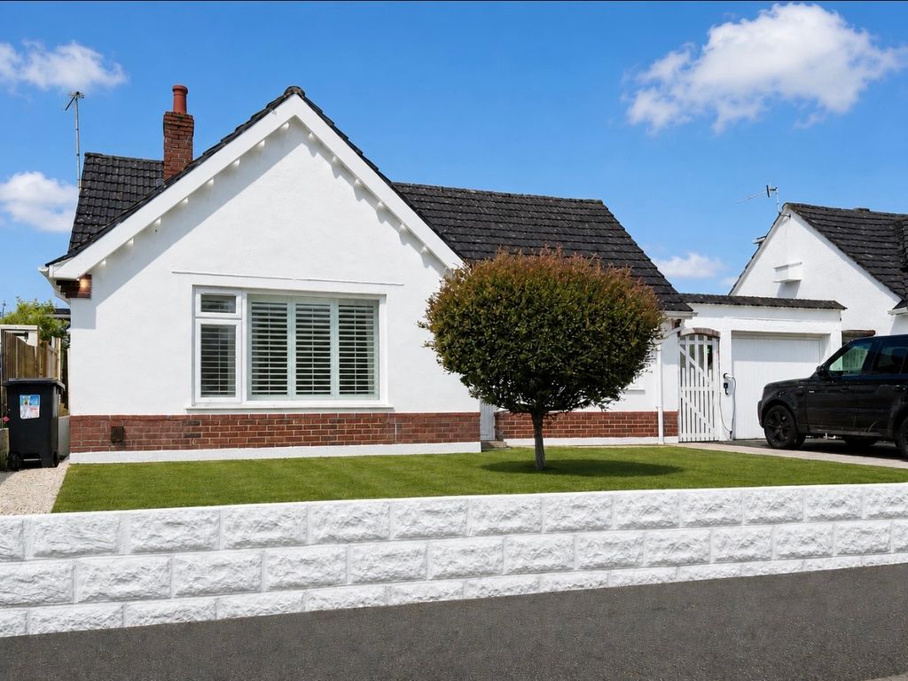 Property photo 1 of 13 External Front