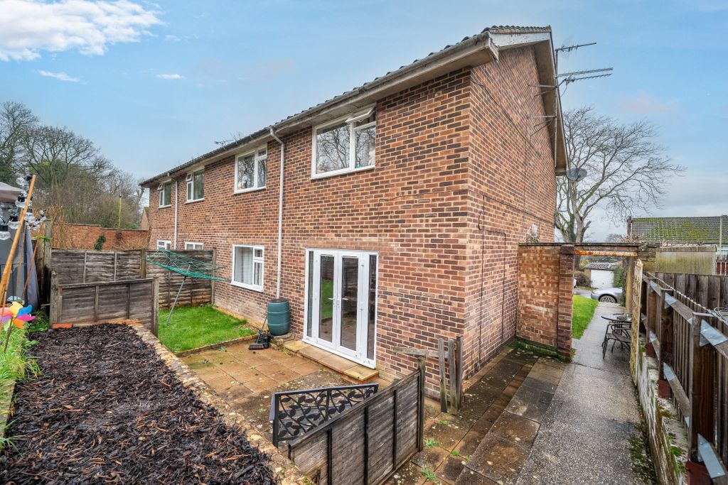 Property photo 2 of 20