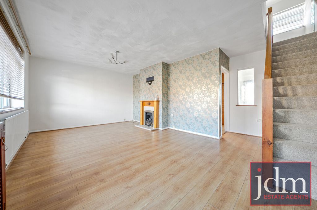 Property photo 2 of 10 Reception Room