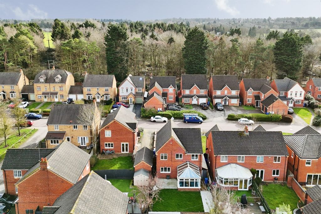 Property photo 2 of 23