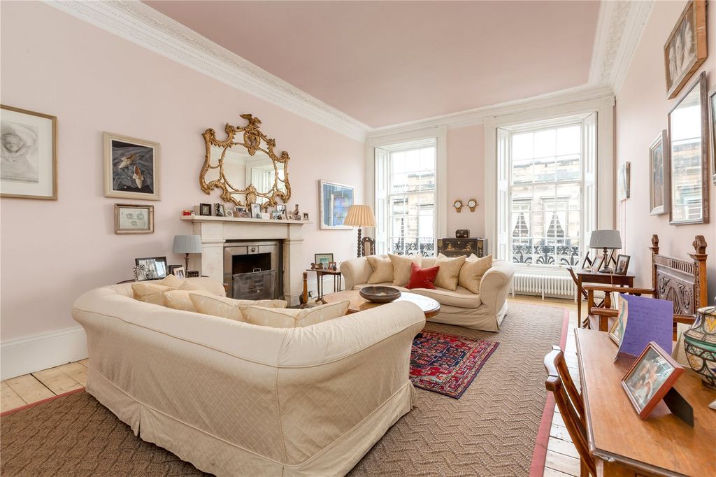 Property photo 2 of 26 Drawing Room