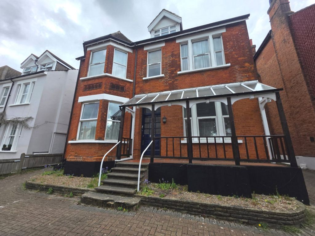 Property photo 1 of 5