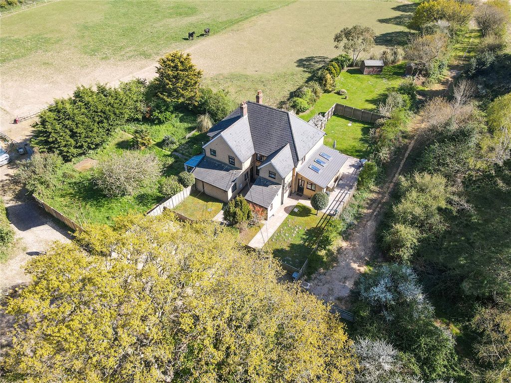 Property photo 1 of 15 Picture No. 04