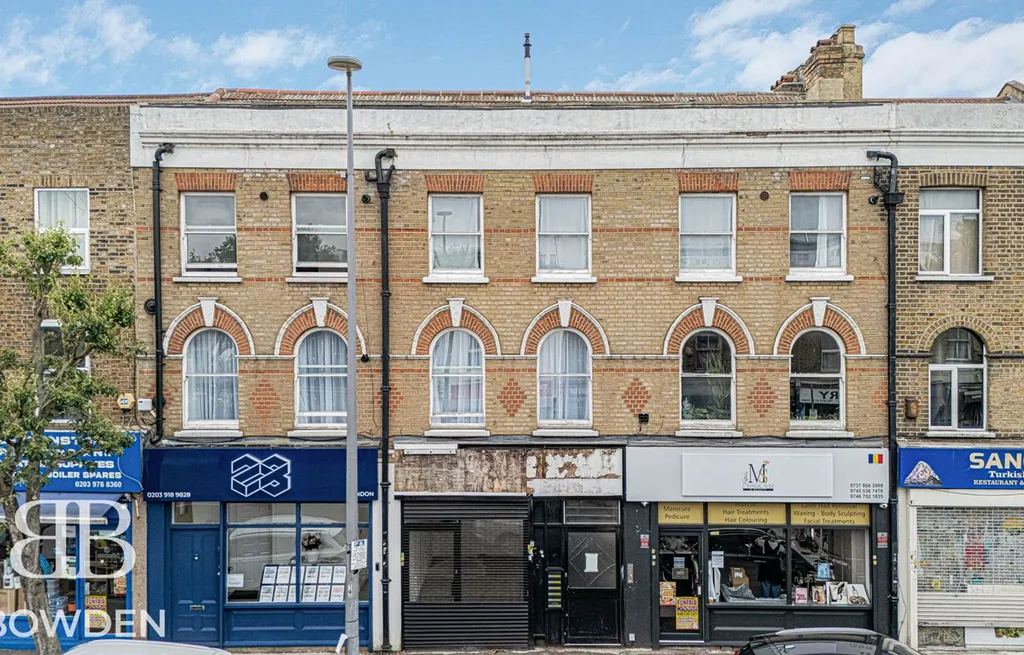 High Road Leytonstone, London E11 - Widok 3
