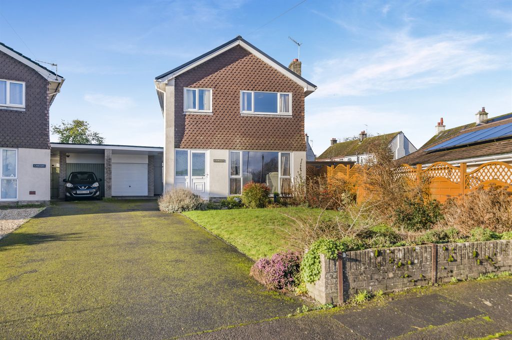 Property photo 1 of 23