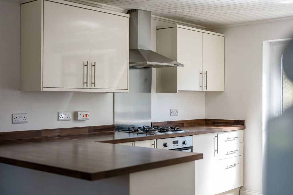 Property photo 3 of 21 5029276