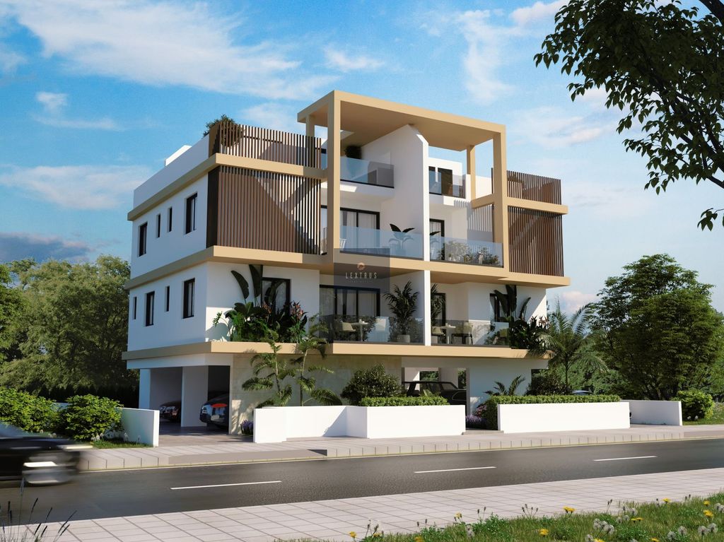 Property photo 2 of 20