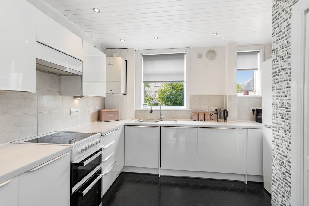 Property photo 1 of 15 Primary Property Image