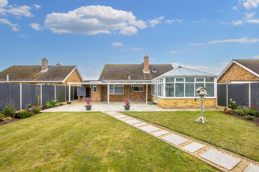 Property photo 2 of 22 3609564