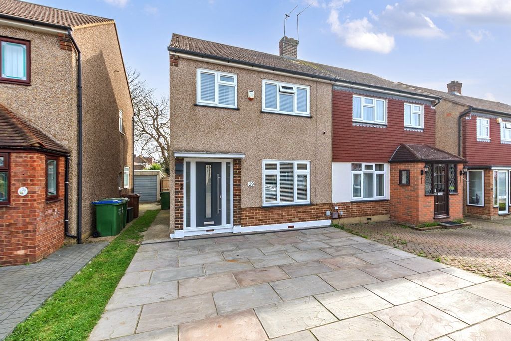 Property photo 3 of 16