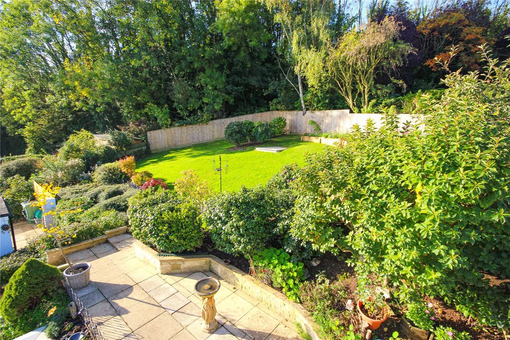 Property photo 3 of 22 Picture No. 11