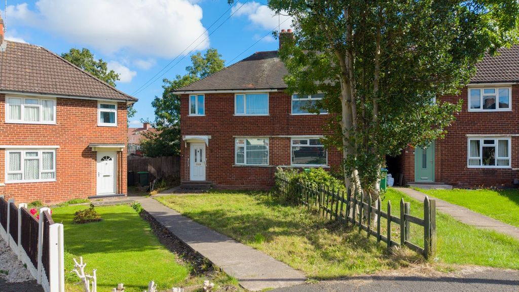 Property photo 1 of 9
