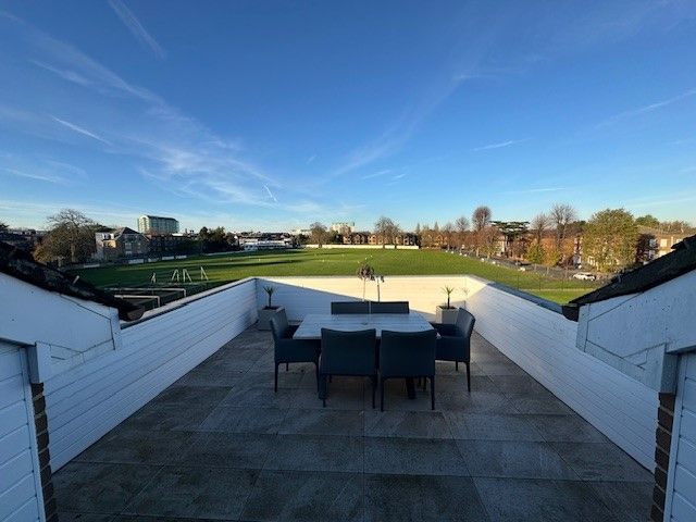 Property photo 1 of 25