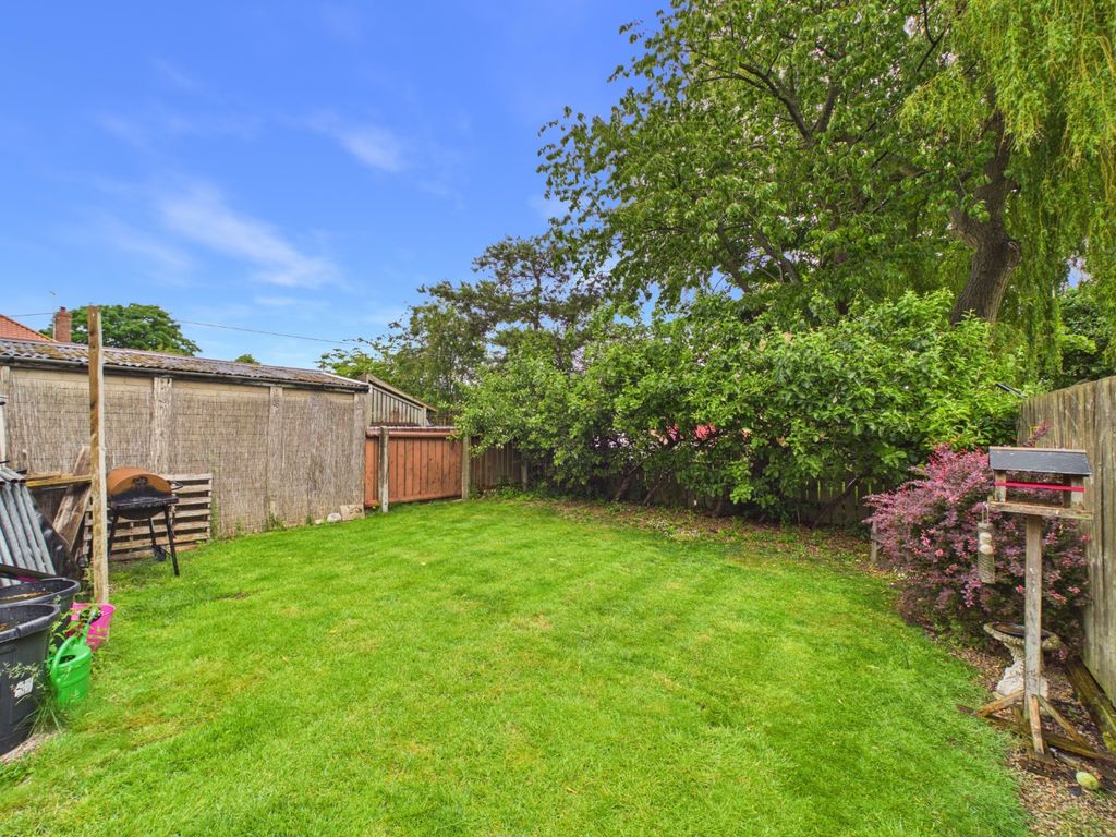 Property photo 2 of 24 4748904