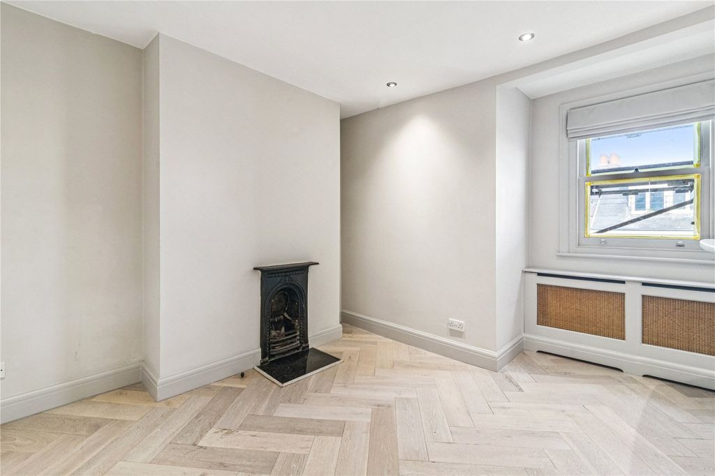 Property photo 2 of 15 Picture No. 08