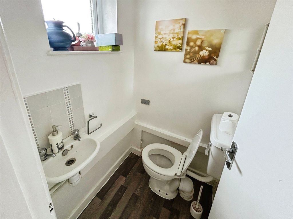Property photo 2 of 13 Picture No. 26