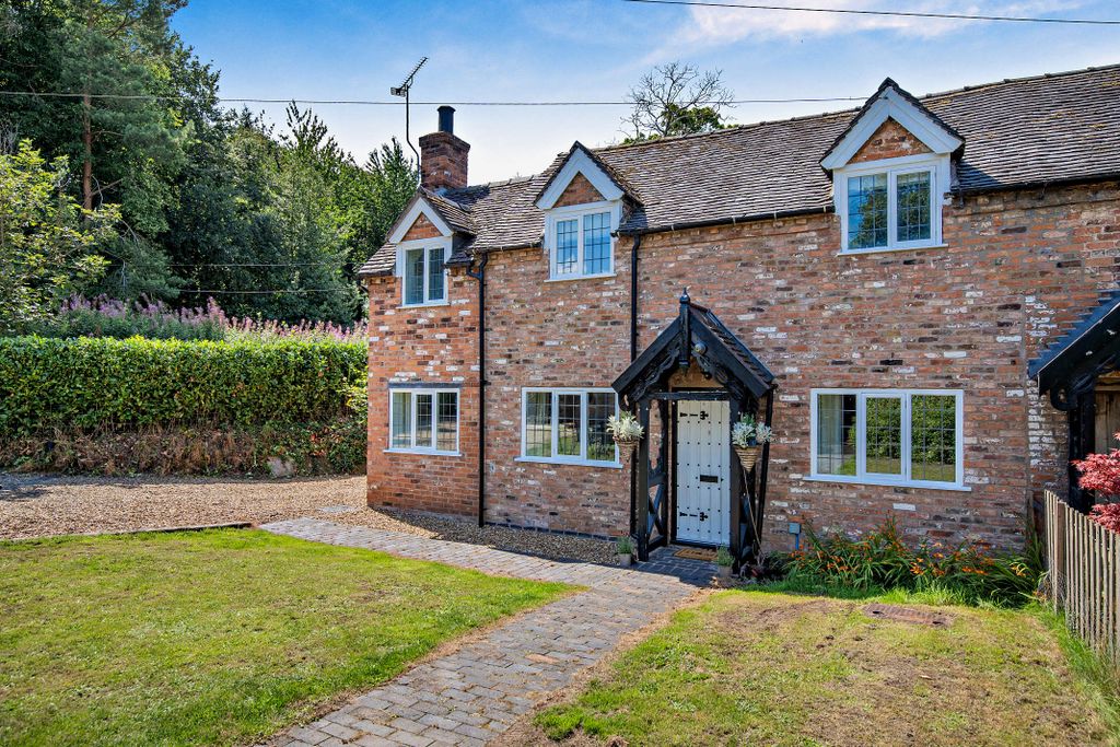 Property photo 2 of 22