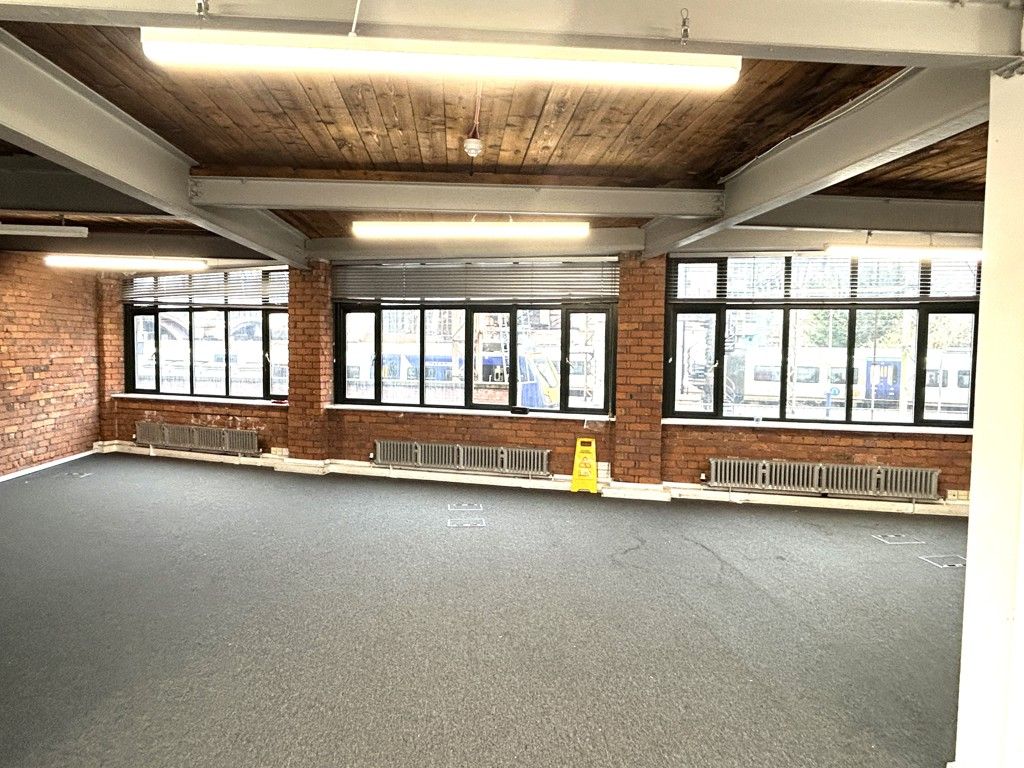 Property photo 2 of 15 Photo 8