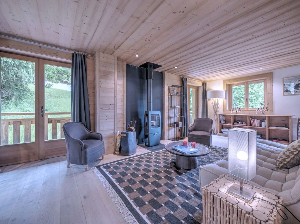 Property photo 1 of 12 Megeve Apartment For