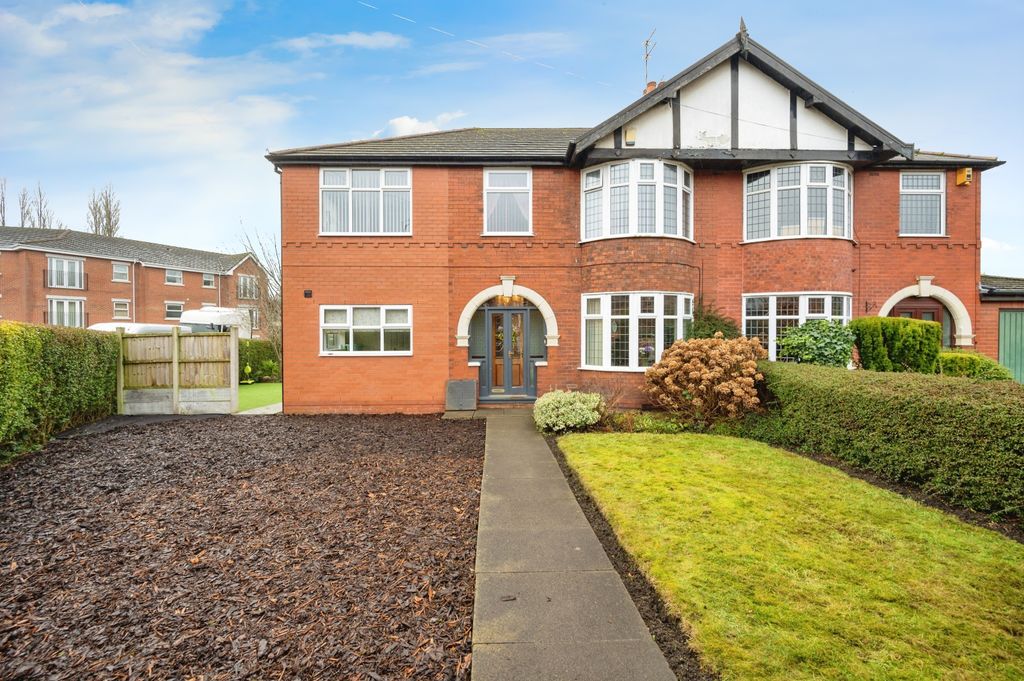 Property photo 1 of 26