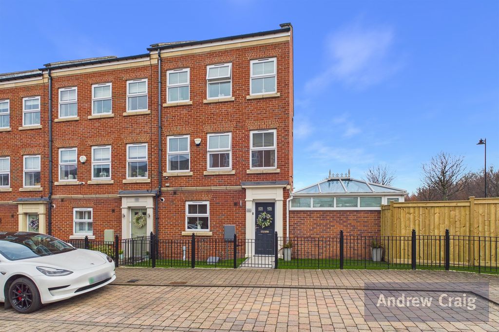 Property photo 1 of 25 (Main)