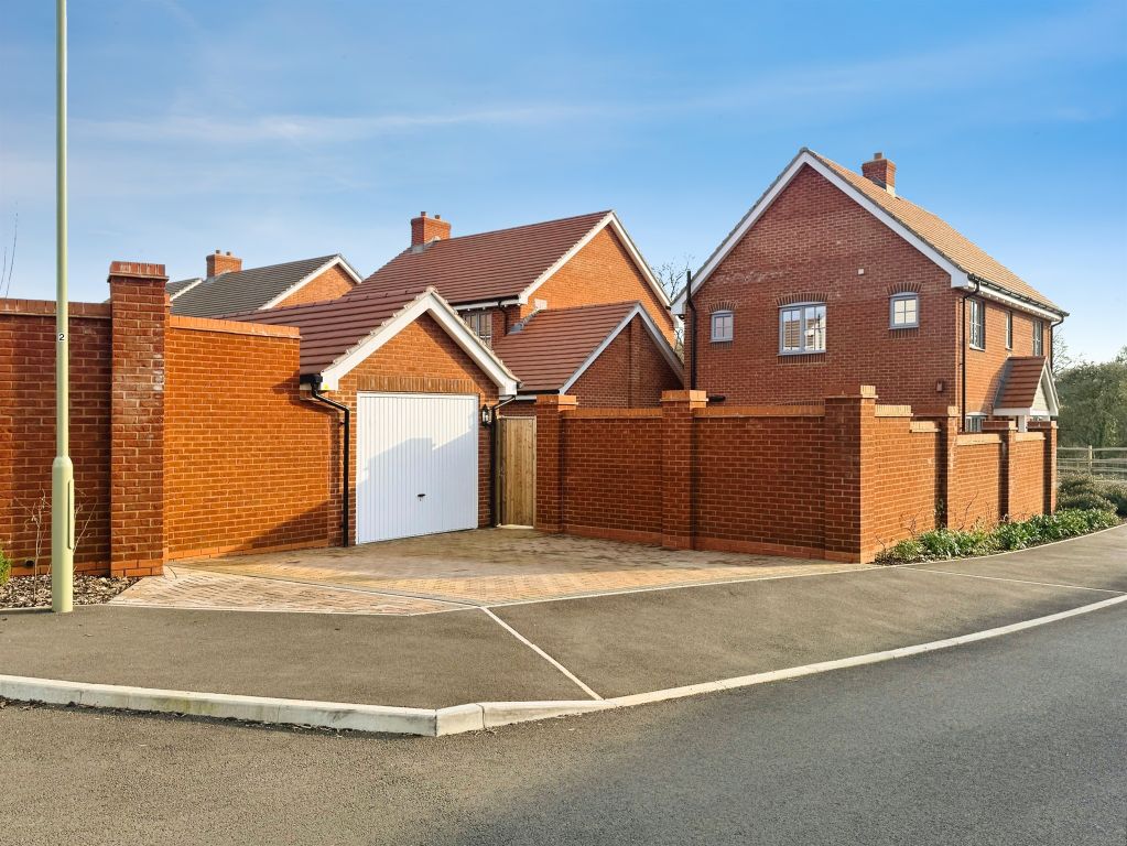 Property photo 1 of 23