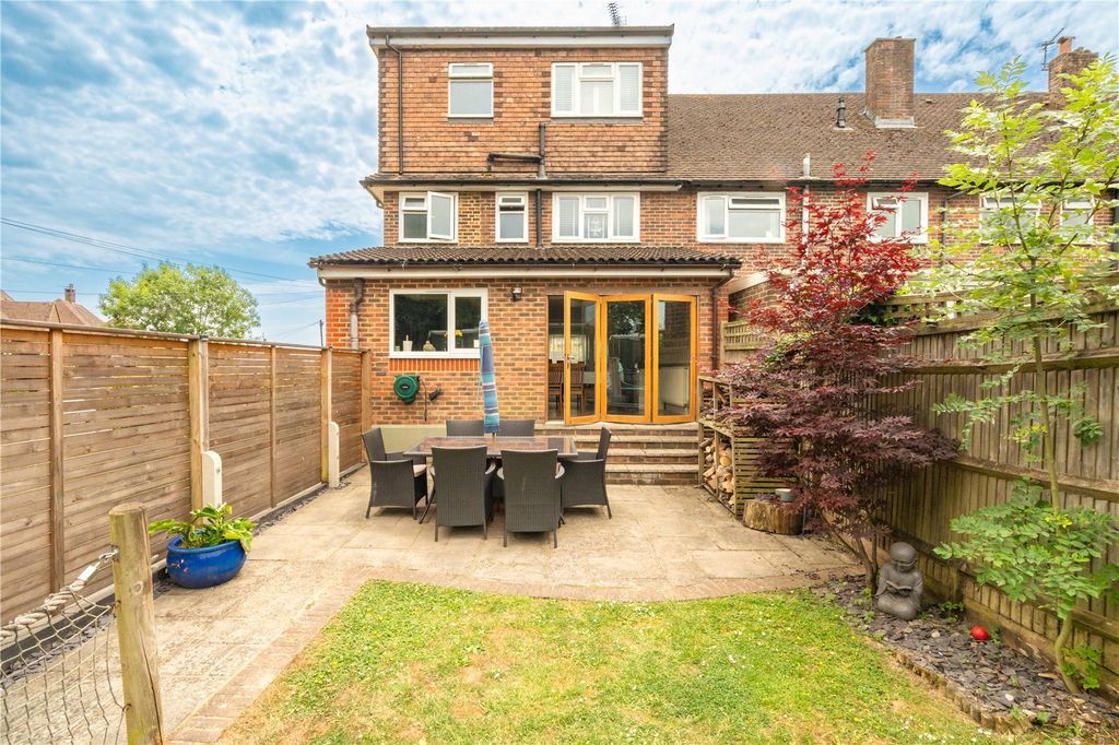 Property photo 2 of 28 Picture No. 03