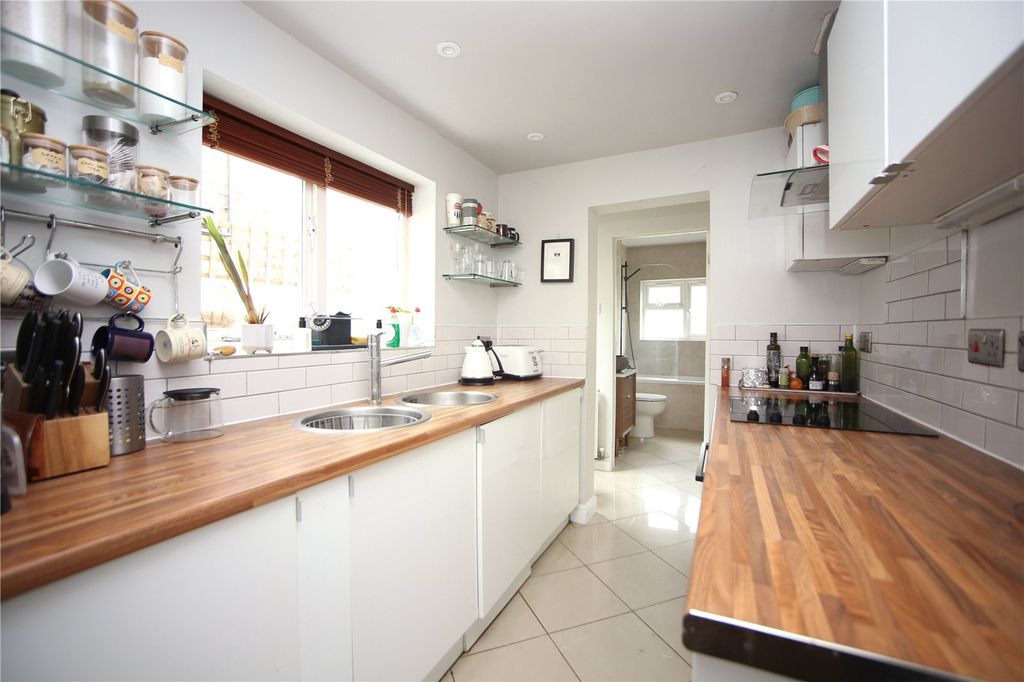 Property photo 3 of 11 Picture No. 10