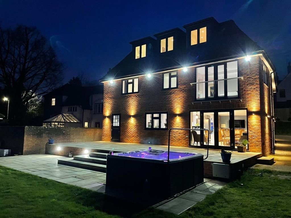 Property photo 1 of 27 4682020