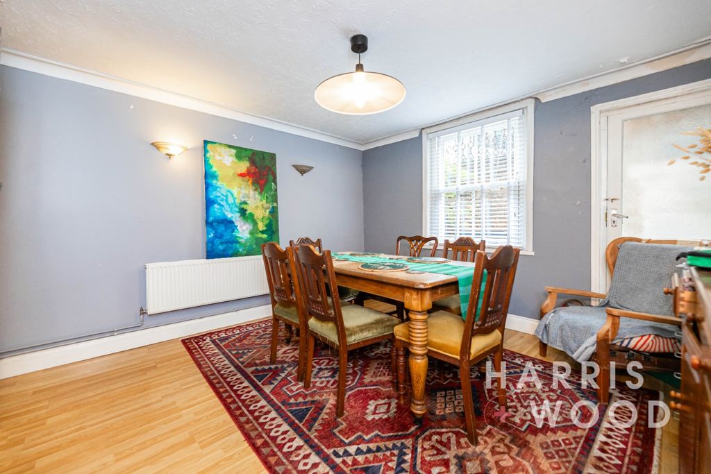 Property photo 3 of 23 4609025