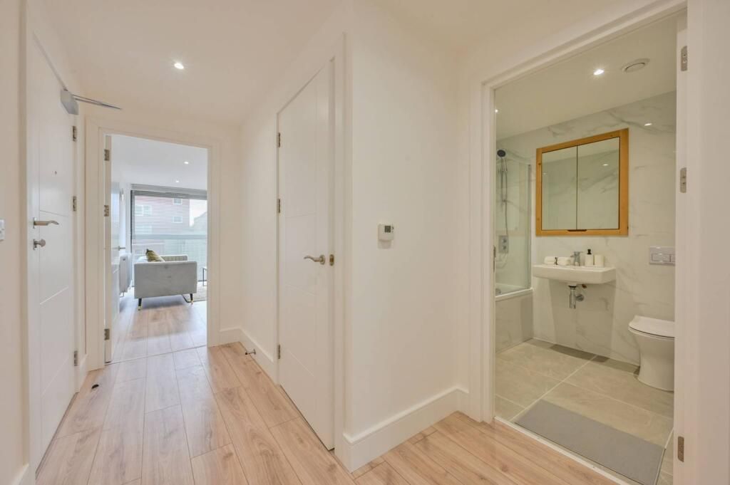 Property photo 2 of 6 Download (5).Png