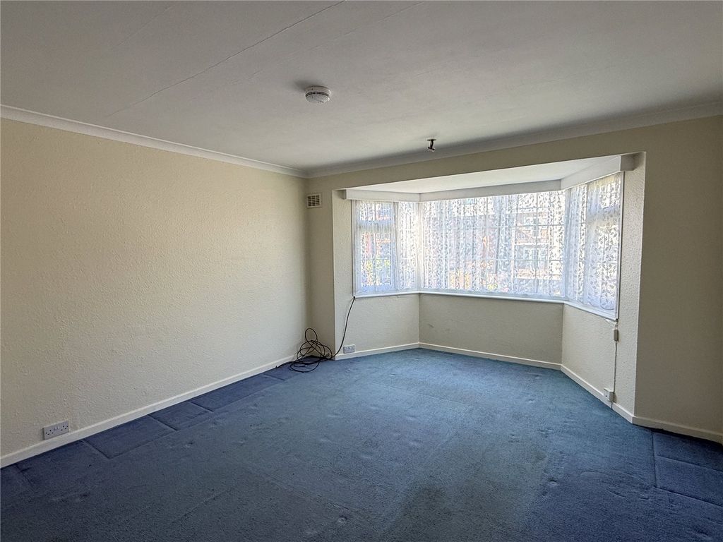 Property photo 2 of 11 Picture No. 25