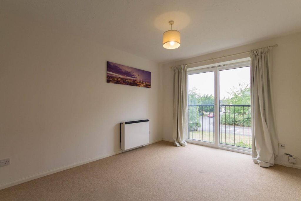 Property photo 2 of 8 Img_5967.Jpg