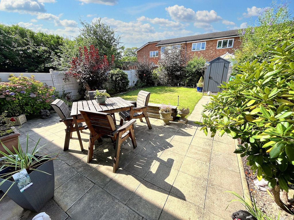 Property photo 2 of 22