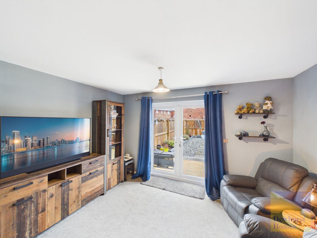 Property photo 3 of 18