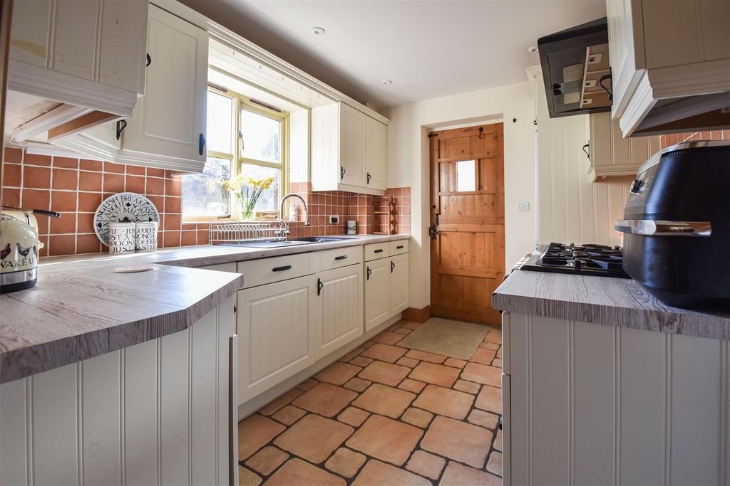 Property photo 2 of 19 Dsc_0780-2.Jpg