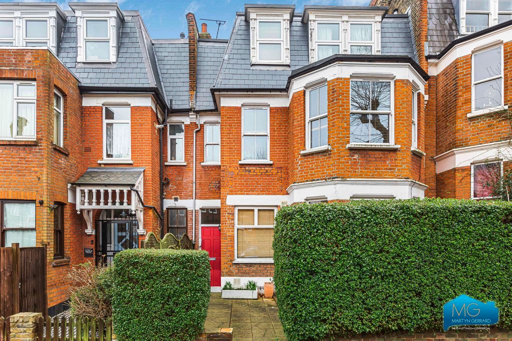 Property photo 3 of 23 Picture No. 30