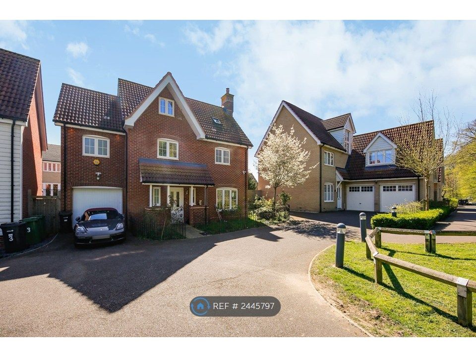 Property photo 2 of 35