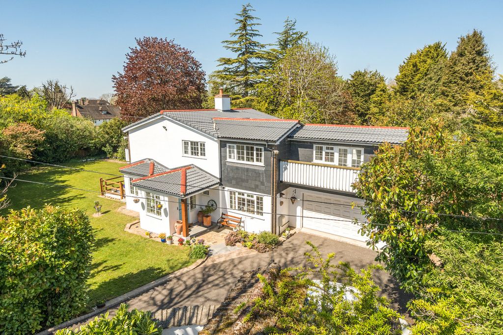 Property photo 1 of 20