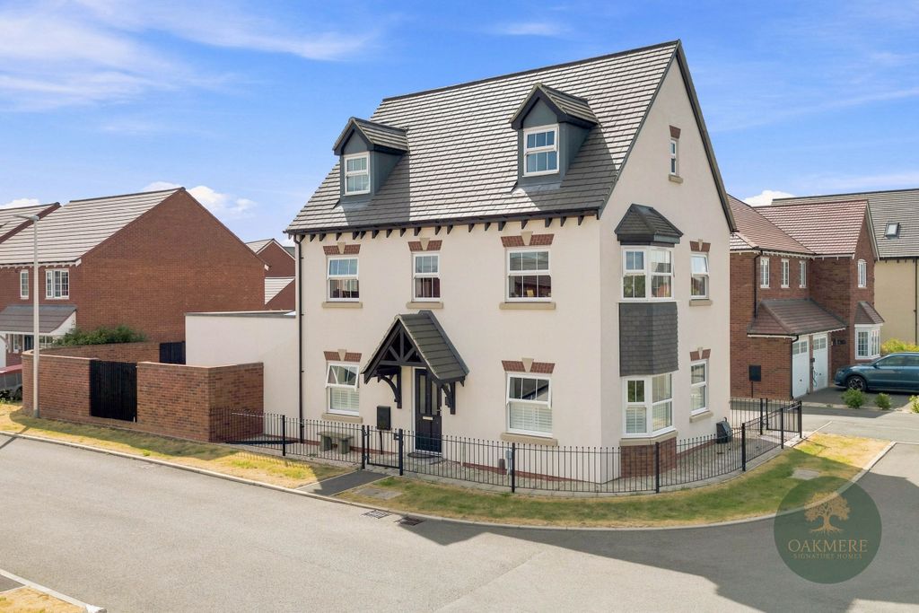 Property photo 1 of 35