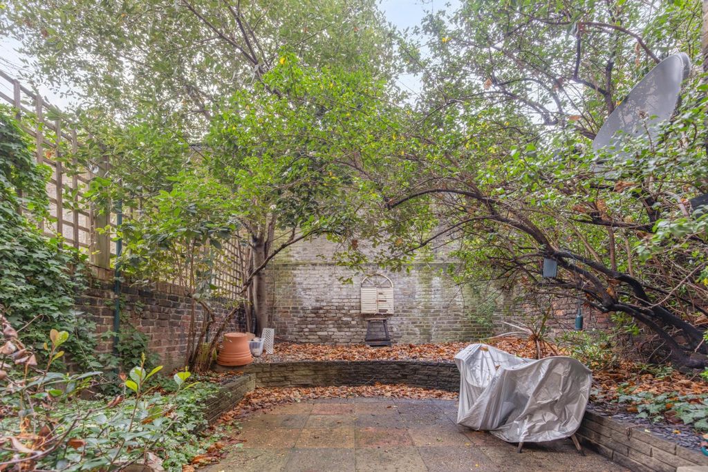 Property photo 3 of 10