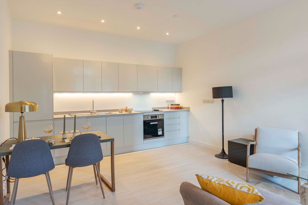 Property photo 2 of 32 882105_2_11522833