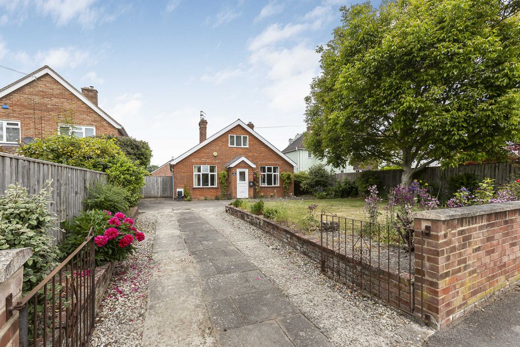 Property photo 1 of 19