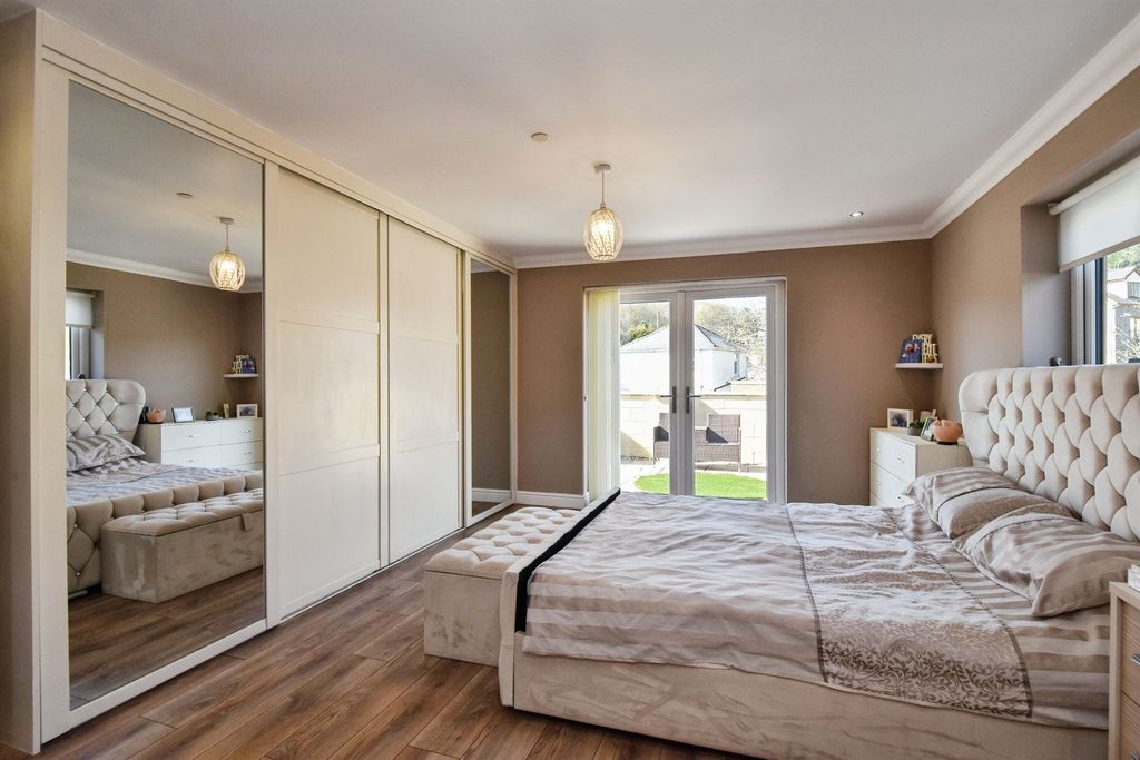 Additional image 11 of 3 bed bungalow for saleQueen Victoria Street, Tredegar NP22